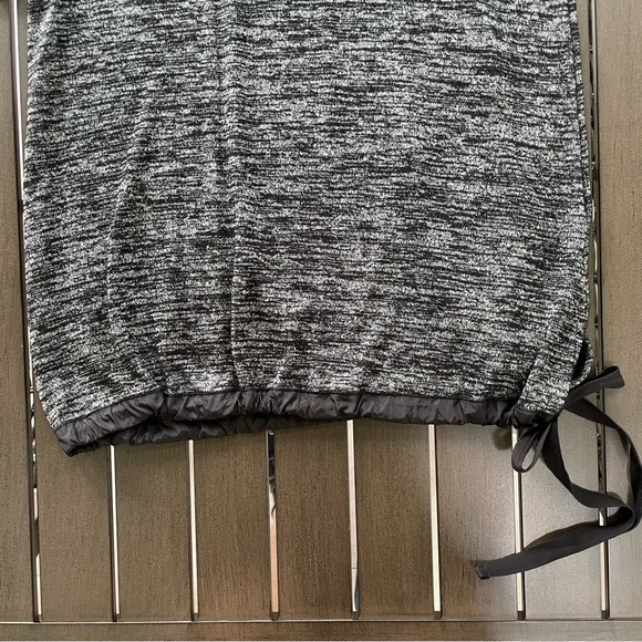 BANANA REPUBLIC RAYON WAIST-TIE BLOUSE TOP!! - Picture 3 of 9